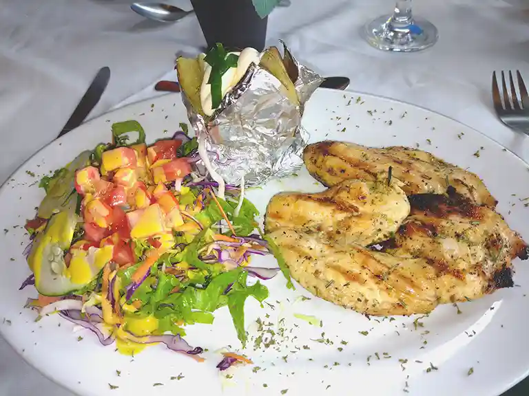 Dinner-web.768